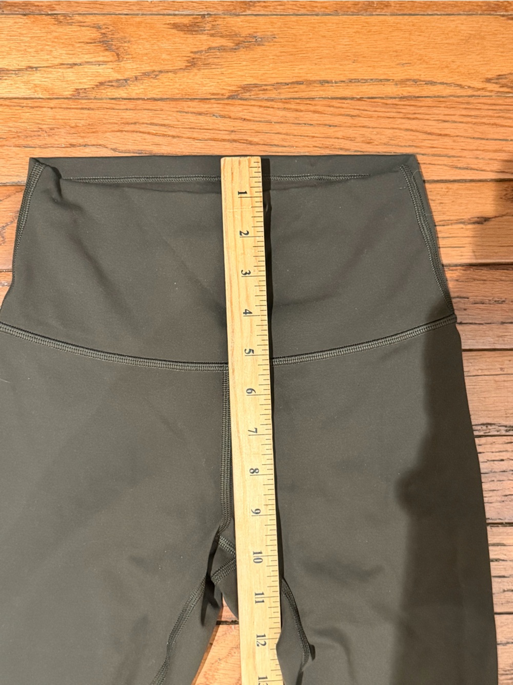 lululemon athletica Olive Green High-Waist Leggings - Picture 4 of 6